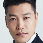 Suits (Korean Drama)-Choi Gwi-Hwa.jpg