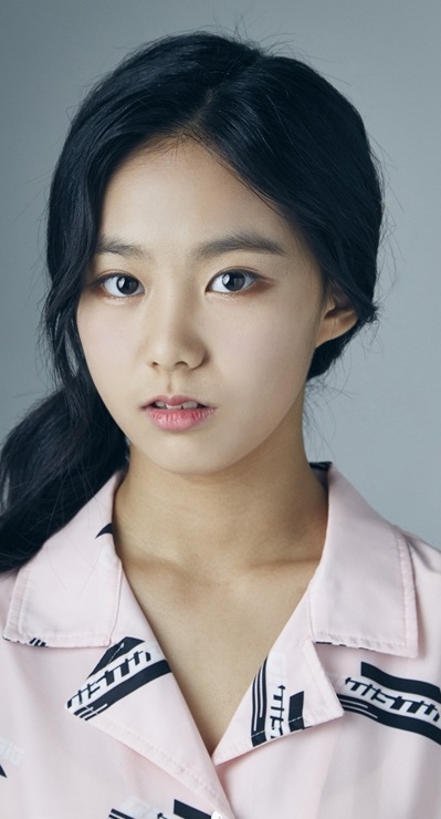 Lee Seo-Yeon (actress)-p1.jpg
