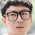 W (Korean Drama)-Lee Si-Un.jpg