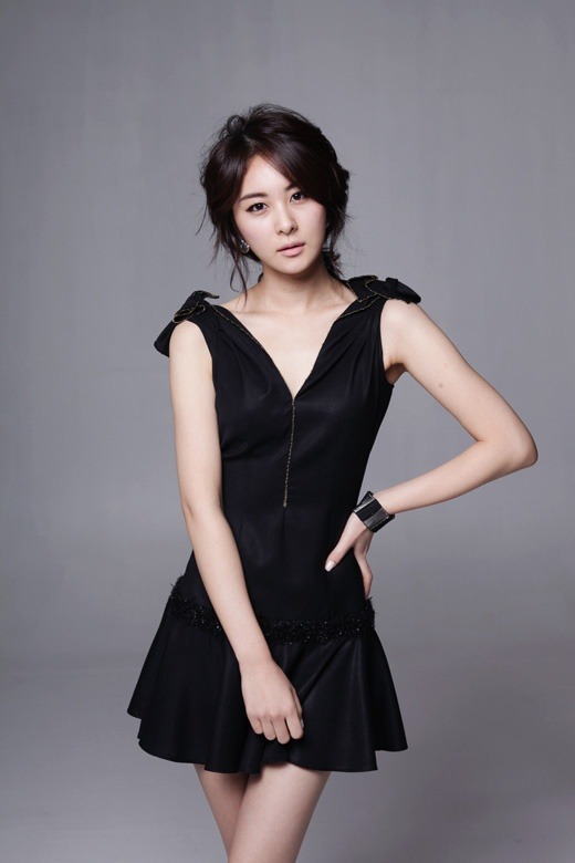 Son Eun-Seo - AsianWiki