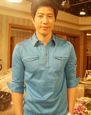 File:Choi Ryung.jpg