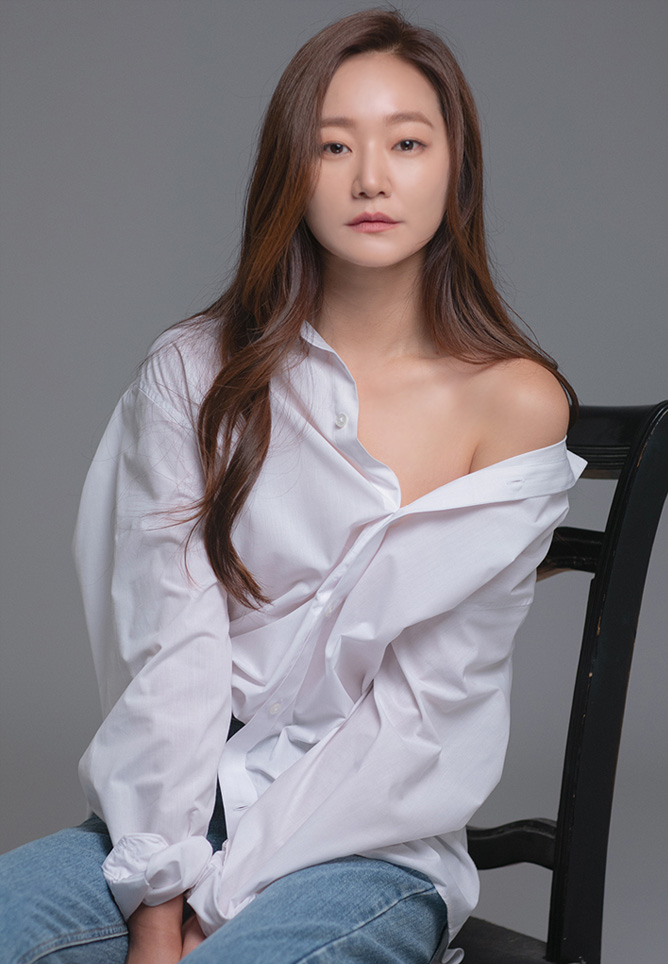 Ryu Ye-Ri-1984-p1.jpg