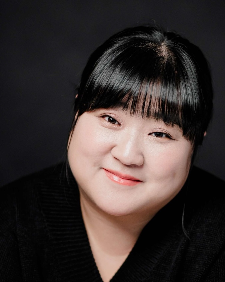 Lee Ae-Na-1982-p1.jpeg