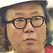 Yoon Tak