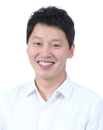 Kim Hyo-Myung (1988)-p01.jpg