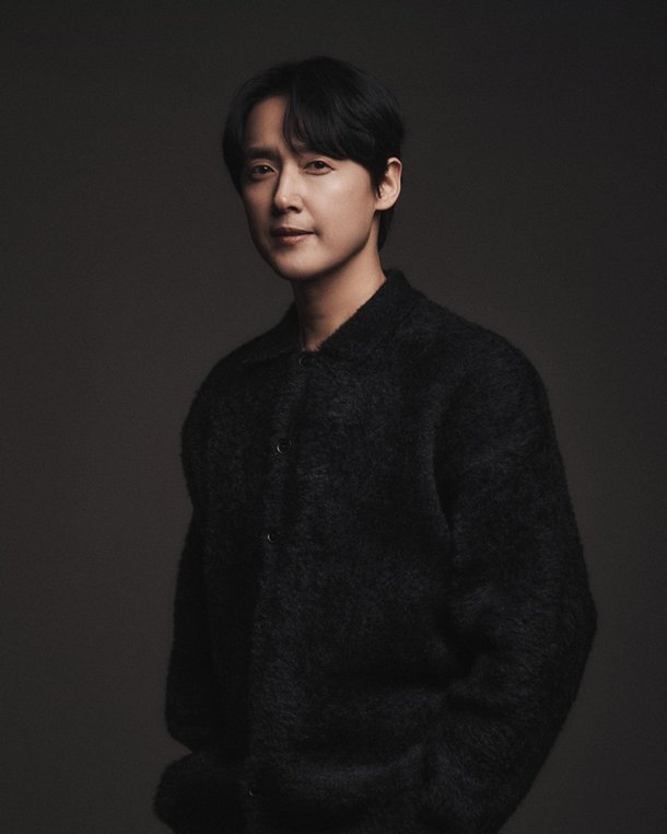 Lee Jae-Woo-1981-pr1.jpg