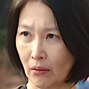 Min Hyo-Kyung