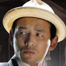 Private Eye-Jeong-min Hwang-2.jpg