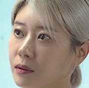Sirens Kiss-Jeon Se-Hyun.jpg