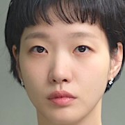 Yumis Cells S3-Kim Go-Eun.jpg