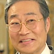 Jeongnyeon-The Star is Born-Min Eung-Sik.jpg