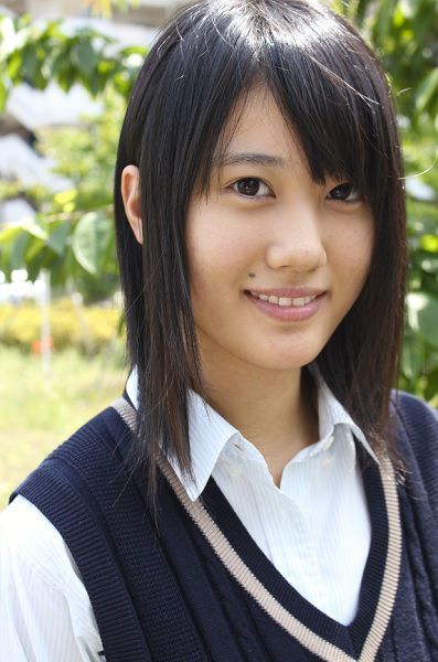 Yurina Iwasaki-p1.jpg