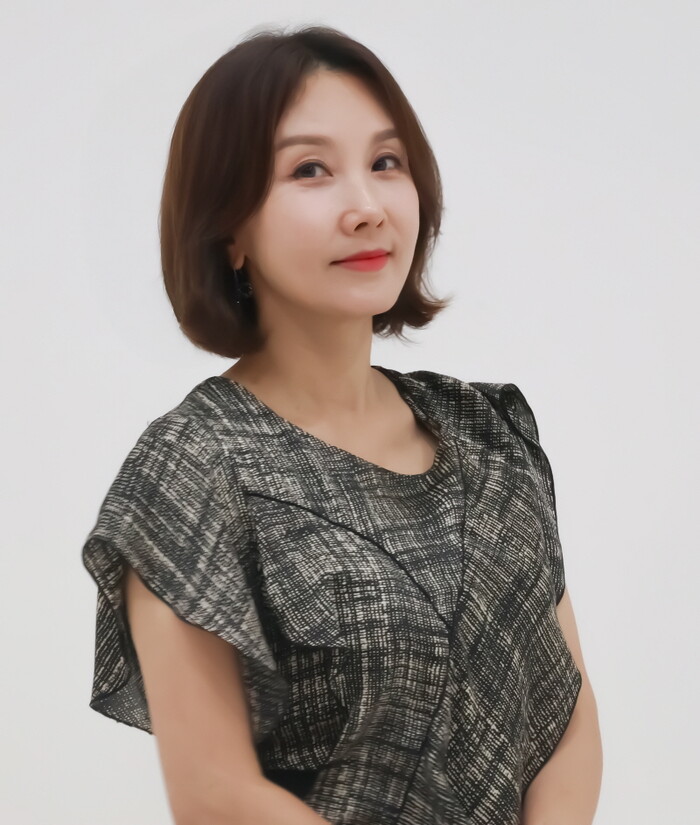 Lee Hyun-Kyung-1972-p1.jpg