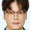Su-Ji and U-Ri-Kim Kwang-Young.jpg