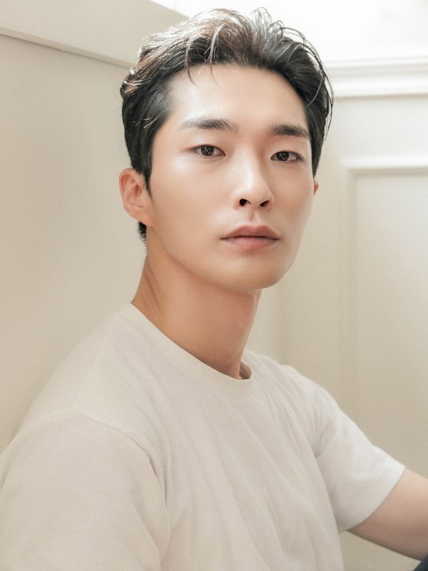Jang Won-Hyung-1988-p1.jpg