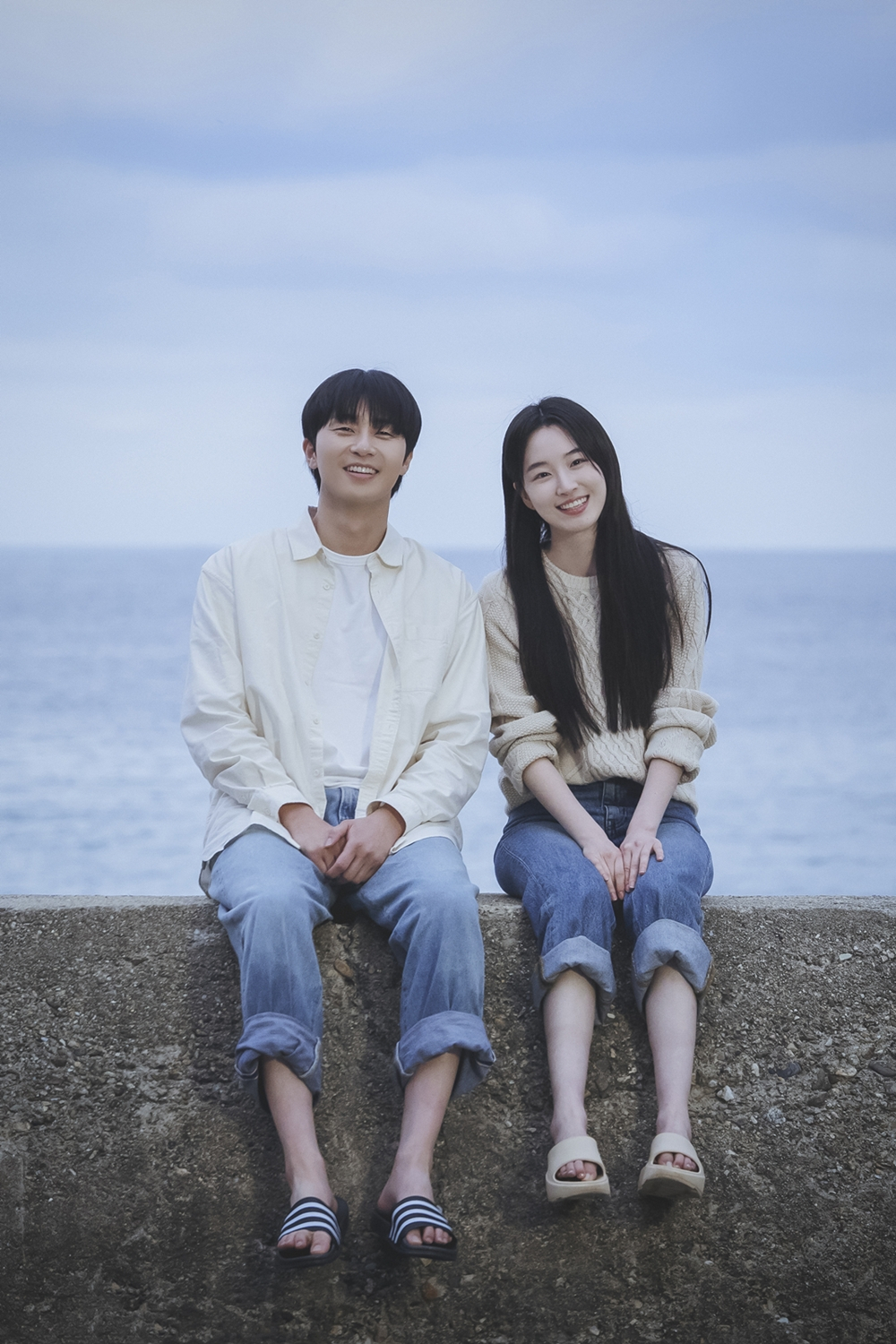 Waiting for Gyeong-Do-001.jpg