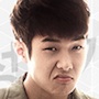 Shut Up Family-Choi Woo-Sik.jpg