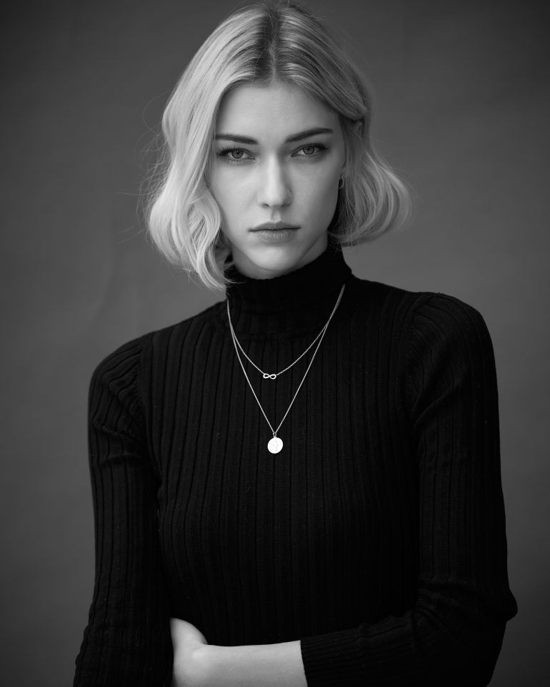 Stefanie Michova-actress-p1.jpg
