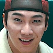 The East Palace-Lee Hong-Nae001.jpg