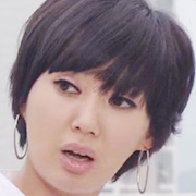 Karl and Su-Jung-Yu Hye-Jeong.jpg