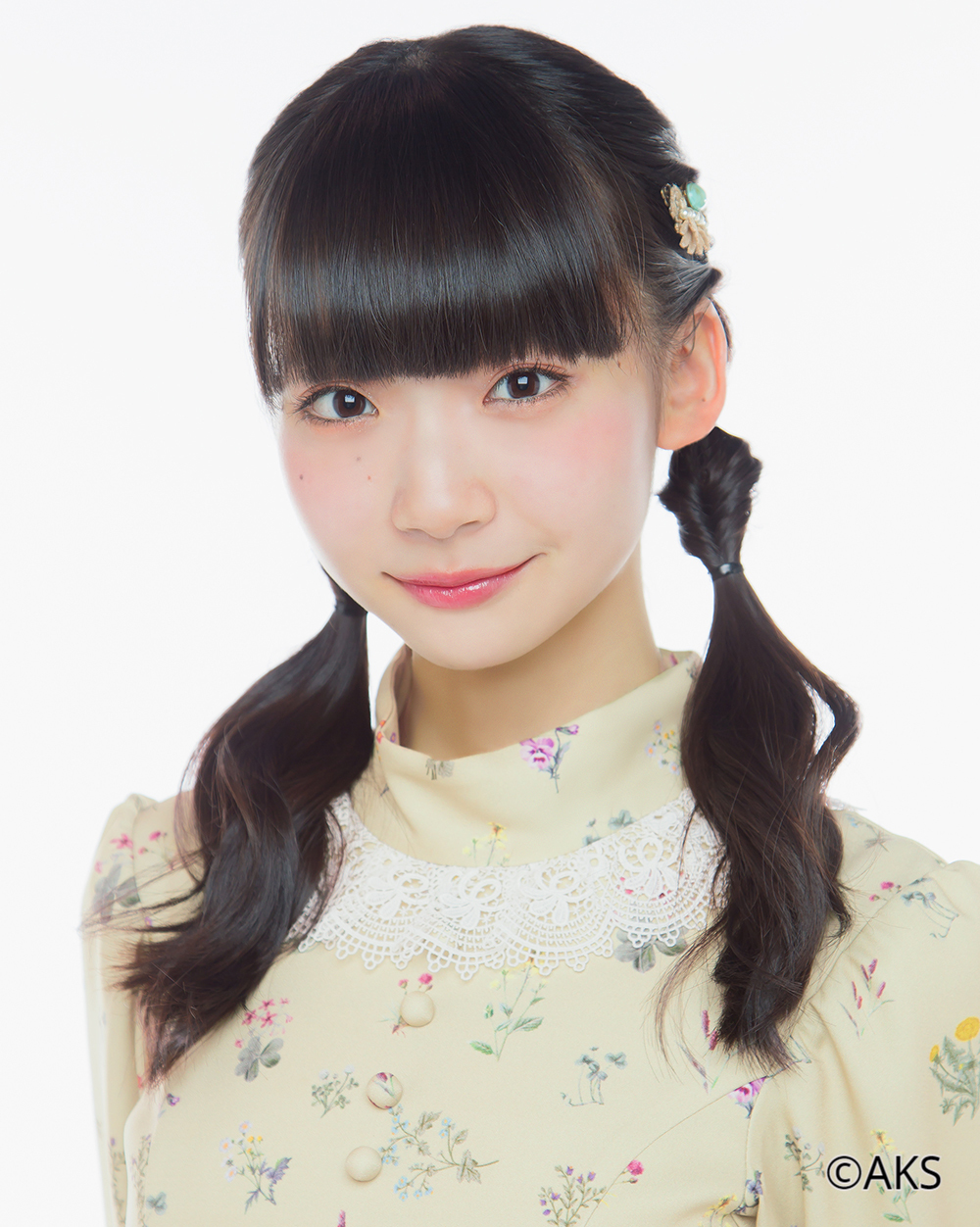 Yuka Ogino-1999-p1.jpg