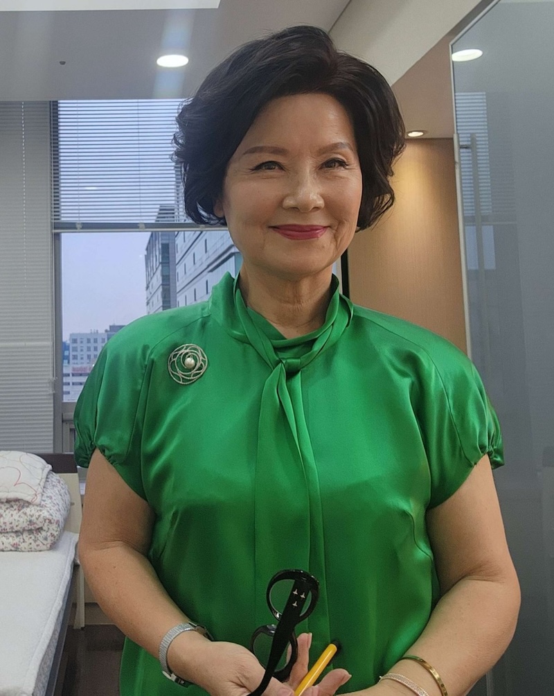 Kim Hye-Jung-021961-p1.jpeg