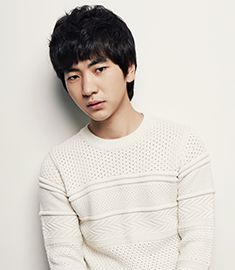 Lee Joo-Seung-p1.jpg