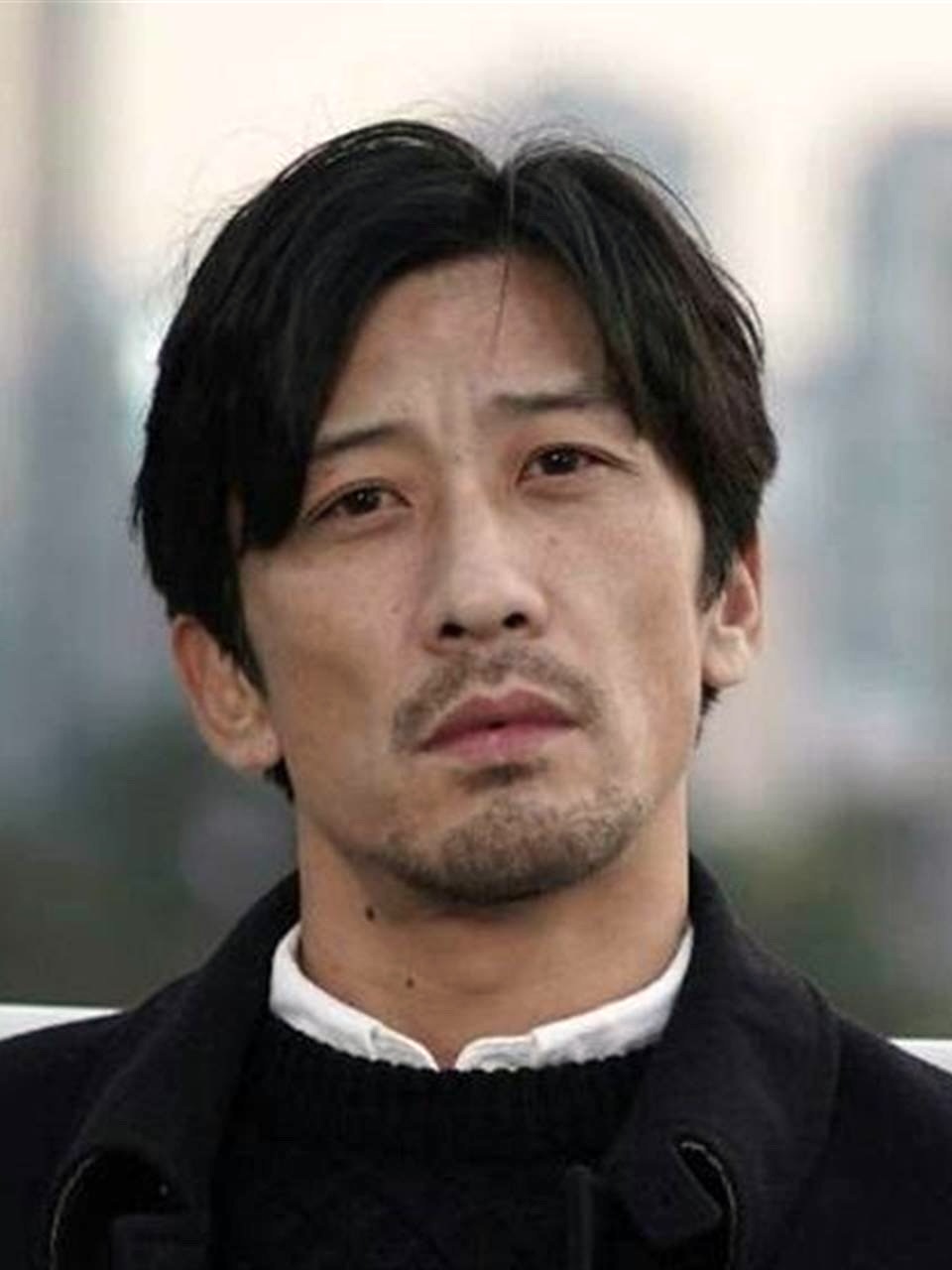 Shoji Yuki 1975-p.jpg