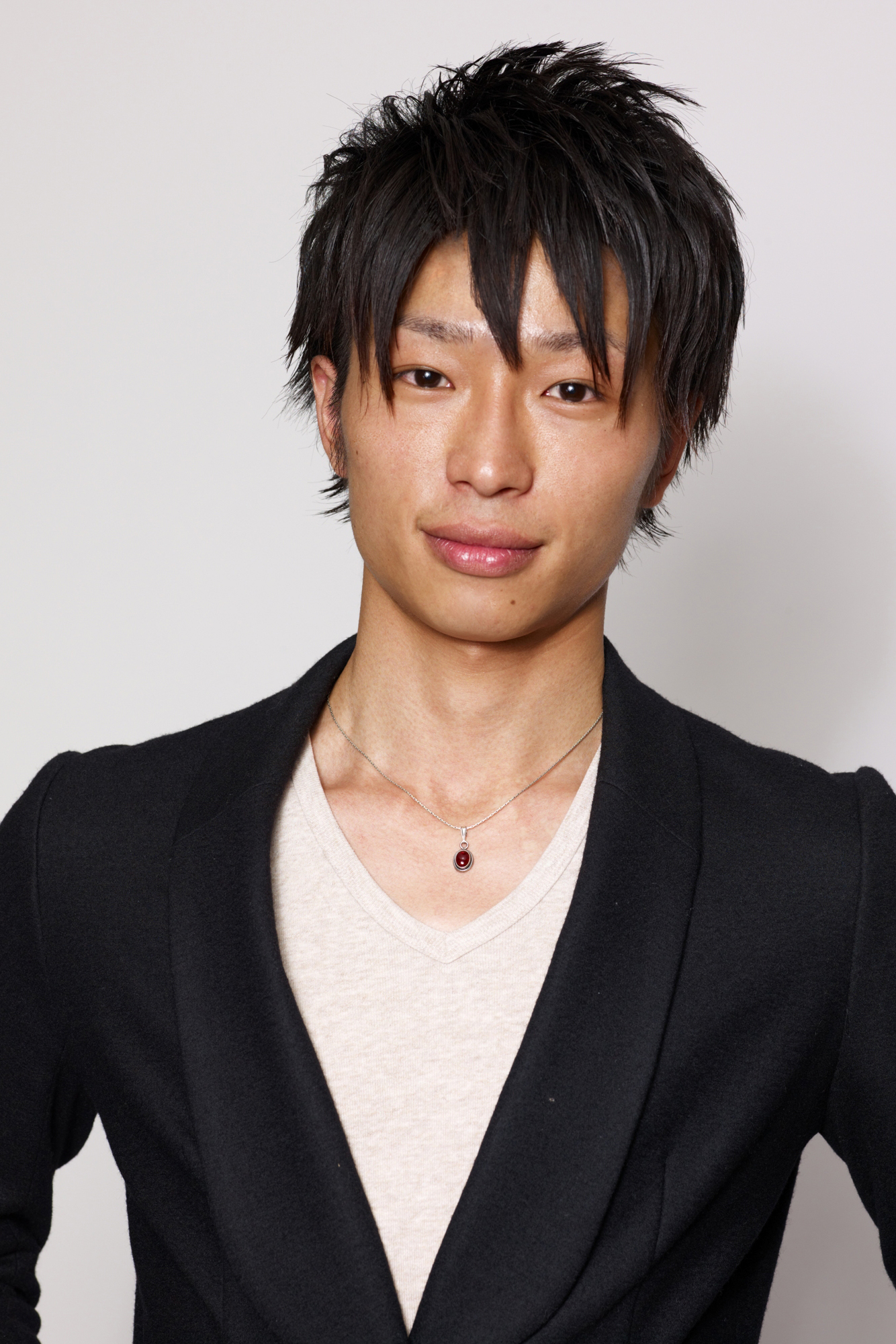 Tomoshibi Hidekazu