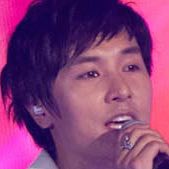 Shinhwa Live 3D- The Legend-Kim Dong-Wan.jpg