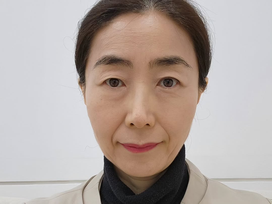 Lee Hye-Yeon-1972-p01.jpeg