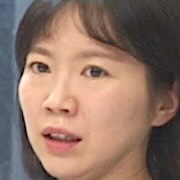Lee Si-Young
