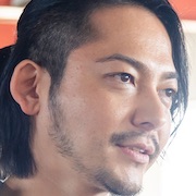Walking Man-Shuji Kashiwabara.jpg