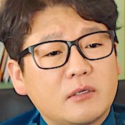 SF8-Baby Its Over Outside-Kim Gang-Hyun.jpg