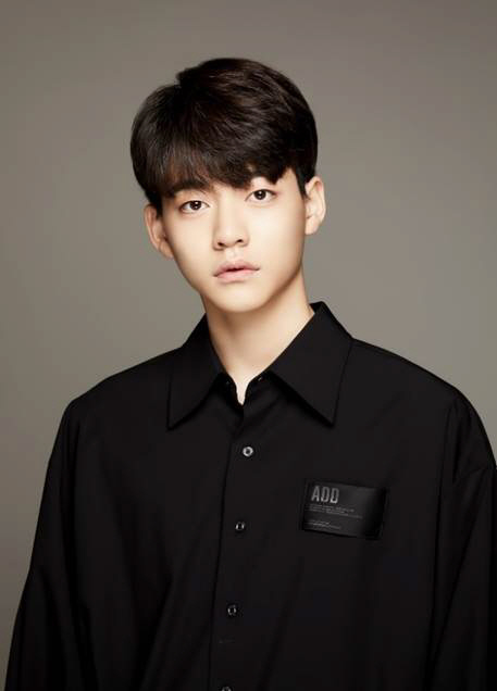 Shin Won-Jae-actor-p1.jpg
