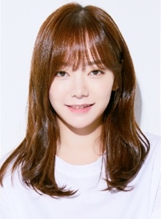Han Hyun-A-1994-p1.jpg