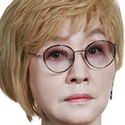 Game of Witches-Ban Hyo-Jung.jpg
