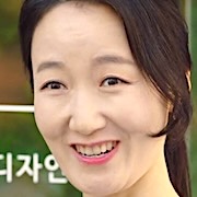 Because This Is My First Life-Lee Chae-Kyung1.jpg