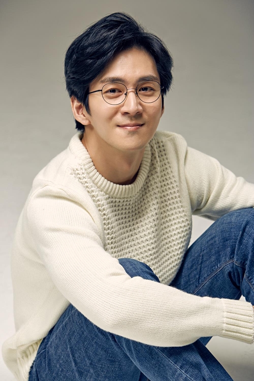 Kwon Hae-Sung-1980-p1.jpg