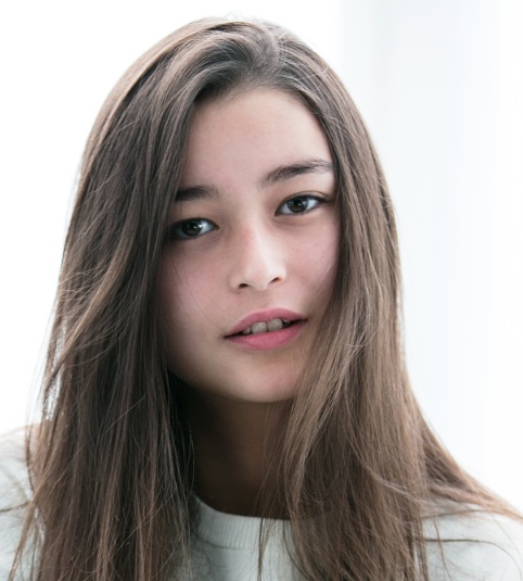 Amina Kakinoki-p01.jpg
