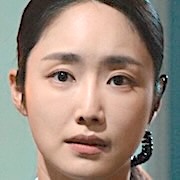 Red Swan-Jung Joo-Yeon1.jpg
