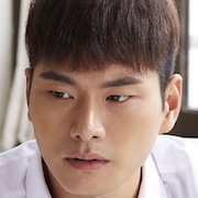 Wretches-Lee Yi-Kyung.jpg