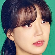 Junk Dealer Mi-Ran-Lim Se-Mi.jpg