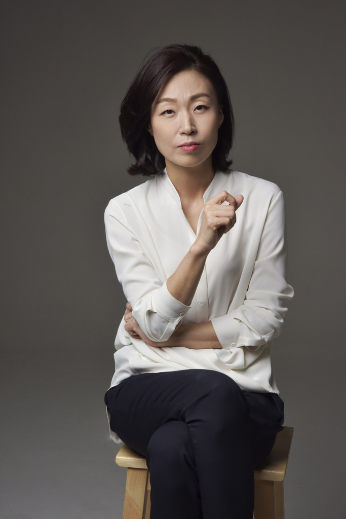 Kim Hyun-Jung-1977-p1.jpeg