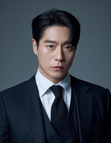 Kyoung Sung-Hwan-1984-p1.jpg