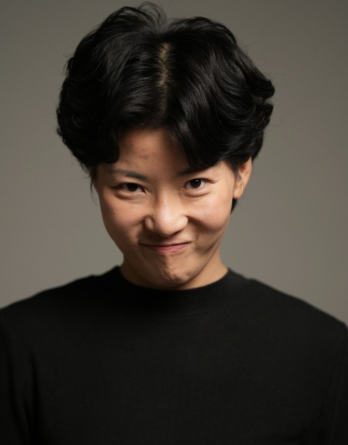Ahn Yu-Ra-1990-p1.jpg