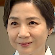 The Trunk-Kim Ho-Jung.jpg