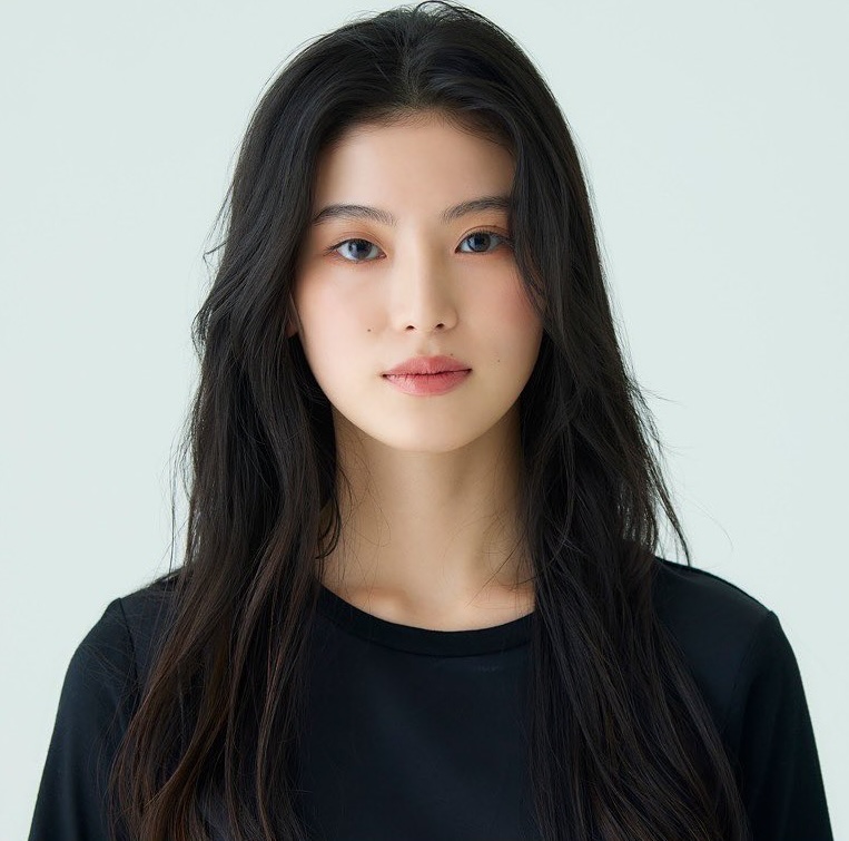 Rina Ogawa-p.jpg