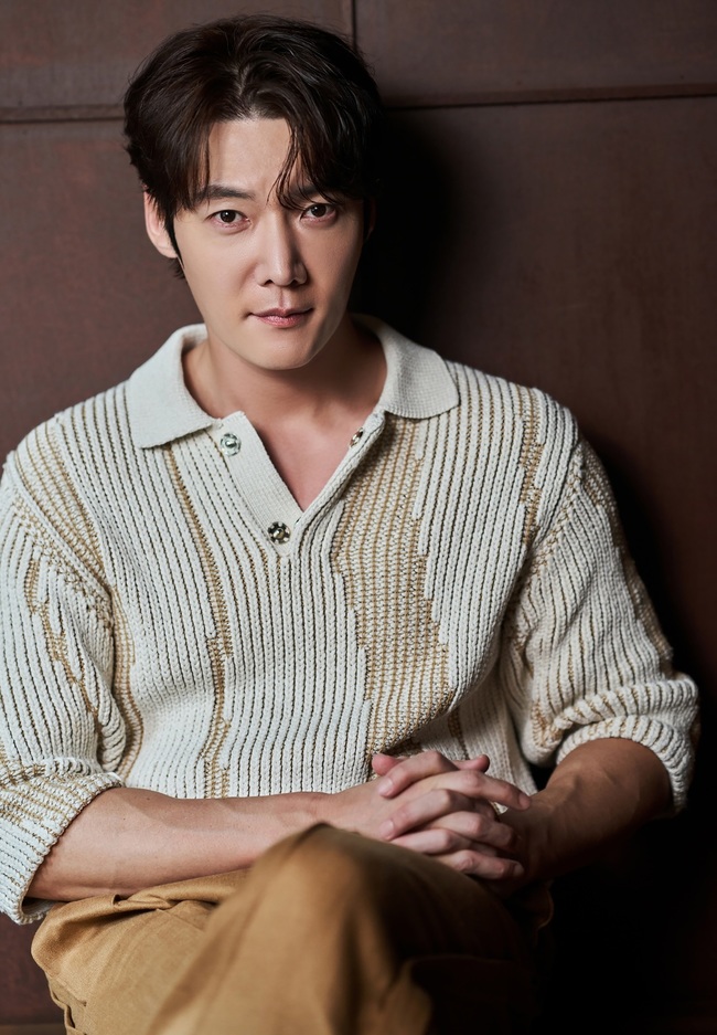 Choi Jin-Hyuk-1986-p1.jpg