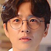 Dr Romantic 2-Shin Dong-Wook.jpg